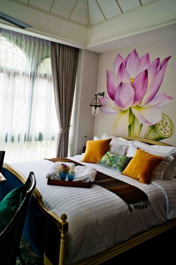 The Knight House Bangkok Apartment Exterior photo